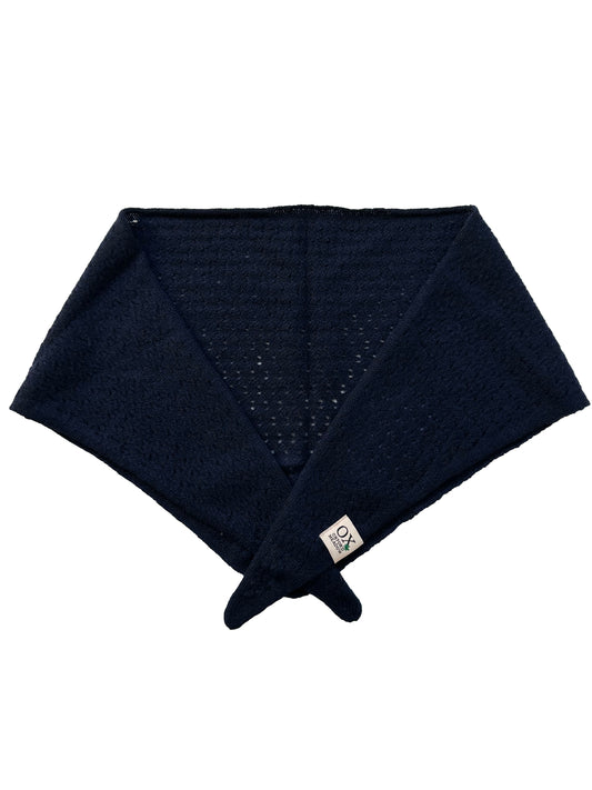 The Ox Haven Triangle Scarf XO-Cable Navy