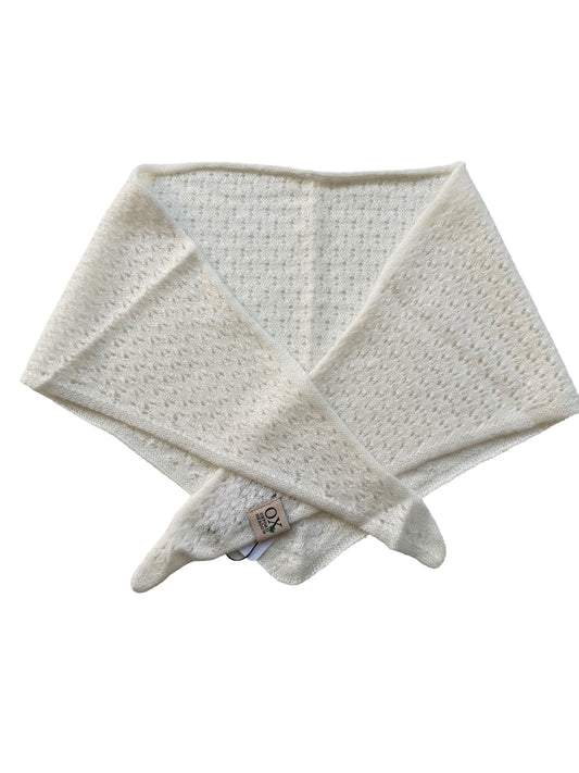 The Ox Haven Triangle Scarf XO-Cable Cream
